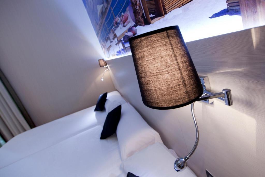 Hostal Bcn Ramblas Barcelona Zimmer foto