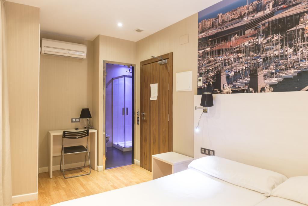 Hostal Bcn Ramblas Barcelona Exterior foto